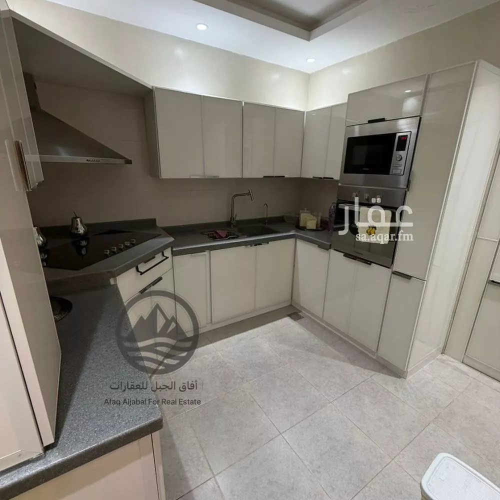 5 bedroom villa in Al Narjis 14