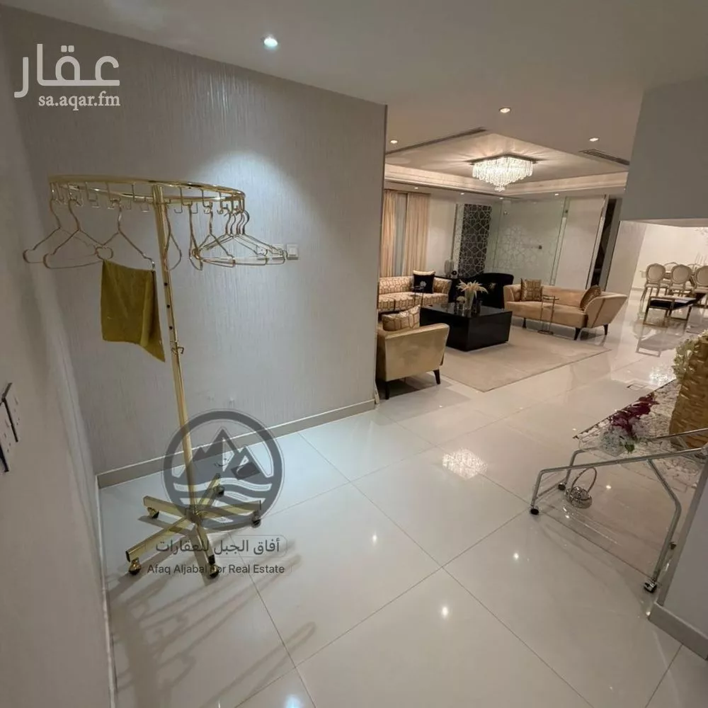 5 bedroom villa in Al Narjis 15