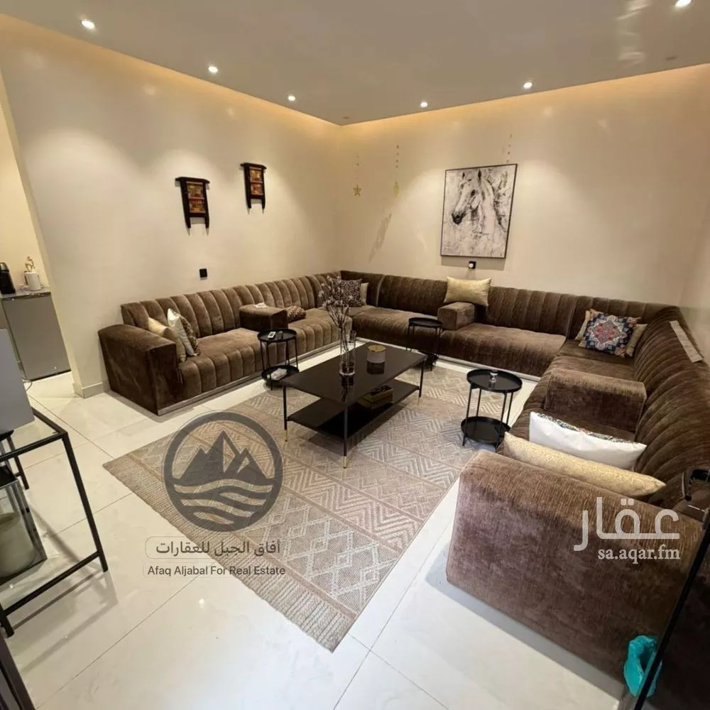 5 bedroom villa in Al Narjis 10