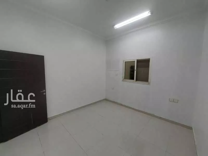 3 bedroom apartment in Al Aziziyah 12