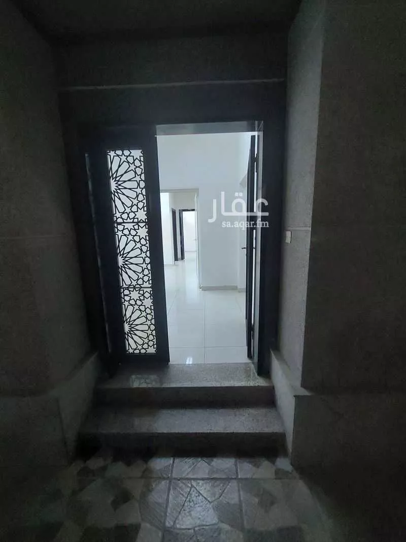3 bedroom apartment in Al Aziziyah 19