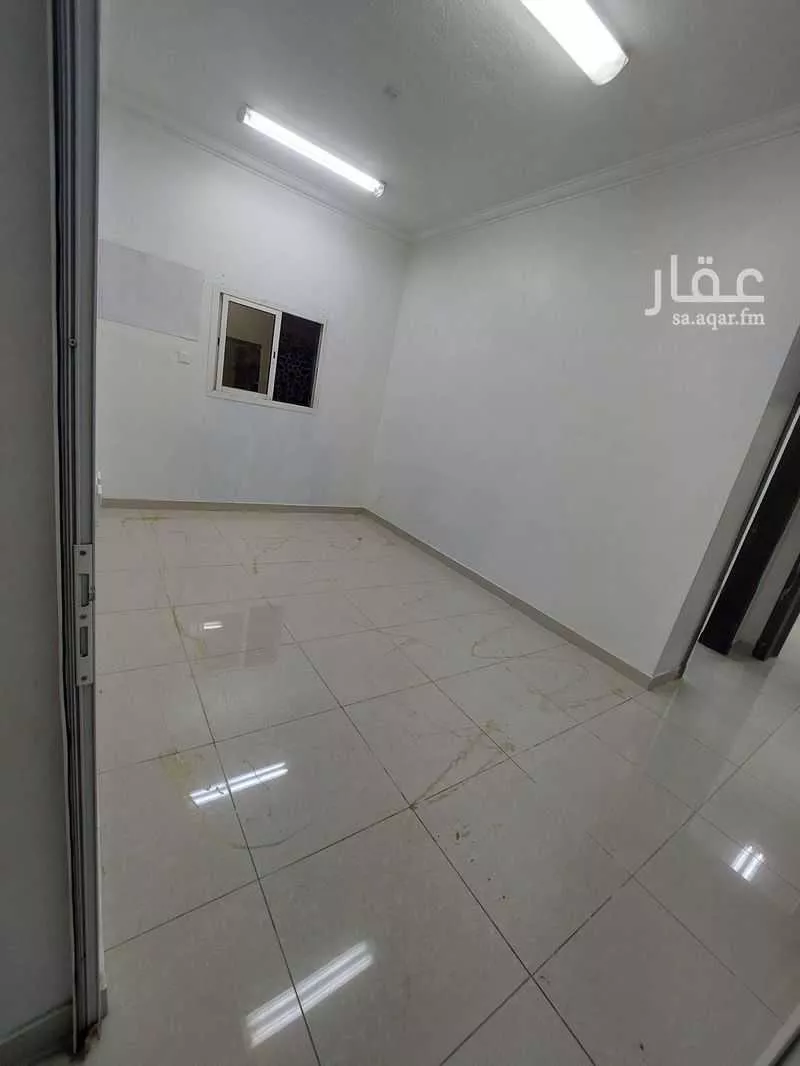 3 bedroom apartment in Al Aziziyah 23