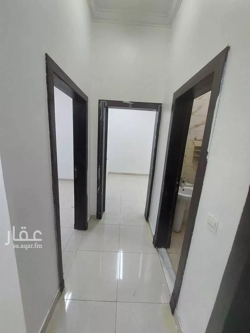 3 bedroom apartment in Al Aziziyah 24