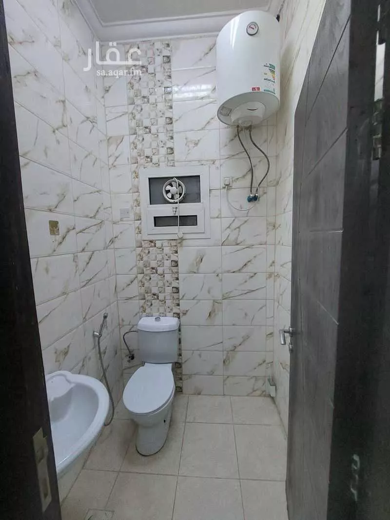 3 bedroom apartment in Al Aziziyah 26