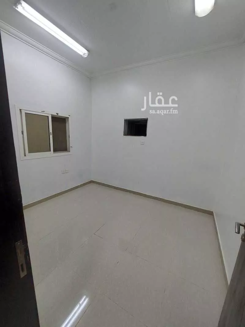 3 bedroom apartment in Al Aziziyah 28