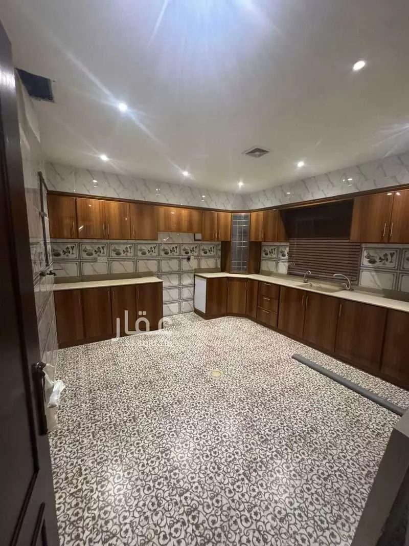 شقة 7 غرف في الشعلة 6