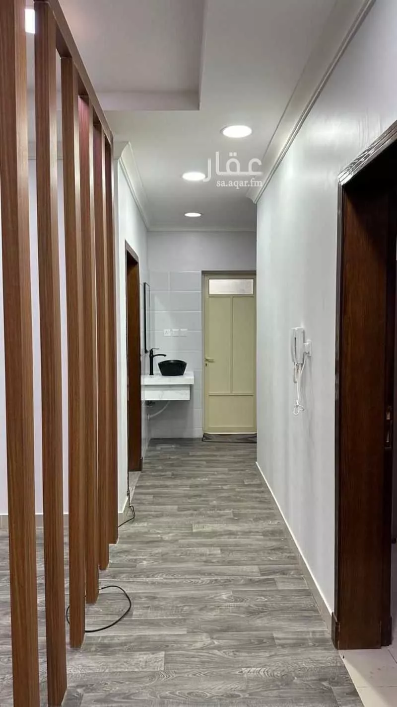 شقة 5 غرف في الفرسان 11