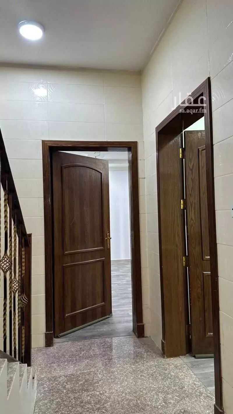شقة 5 غرف في الفرسان 4