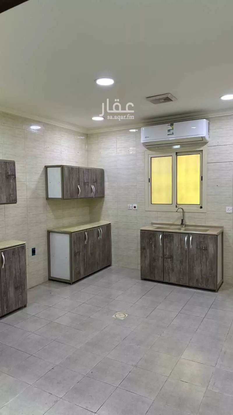 شقة 5 غرف في الفرسان 8