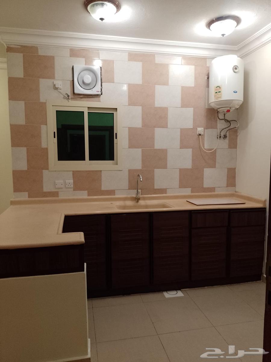 شقة 2 غرف في الثقبة 7