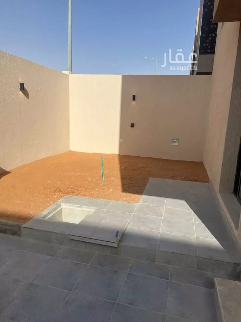 4 bedroom villa in Al Narjis 8