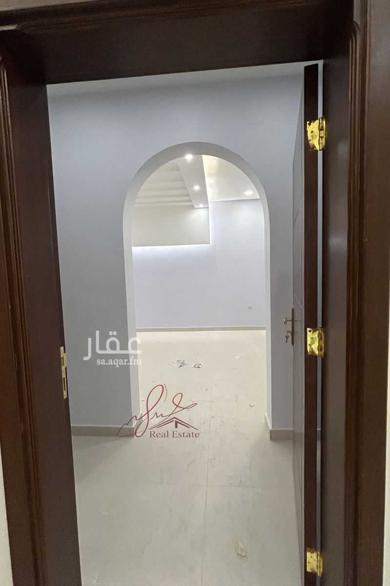 5 bedroom apartment in Al Jamawat, Madinah 14