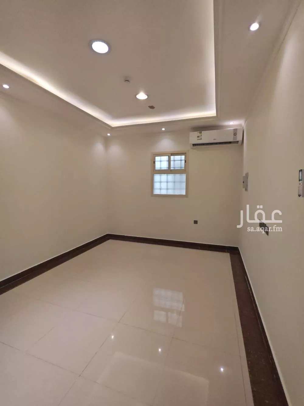 شقة 1 غرف في العقيق 8