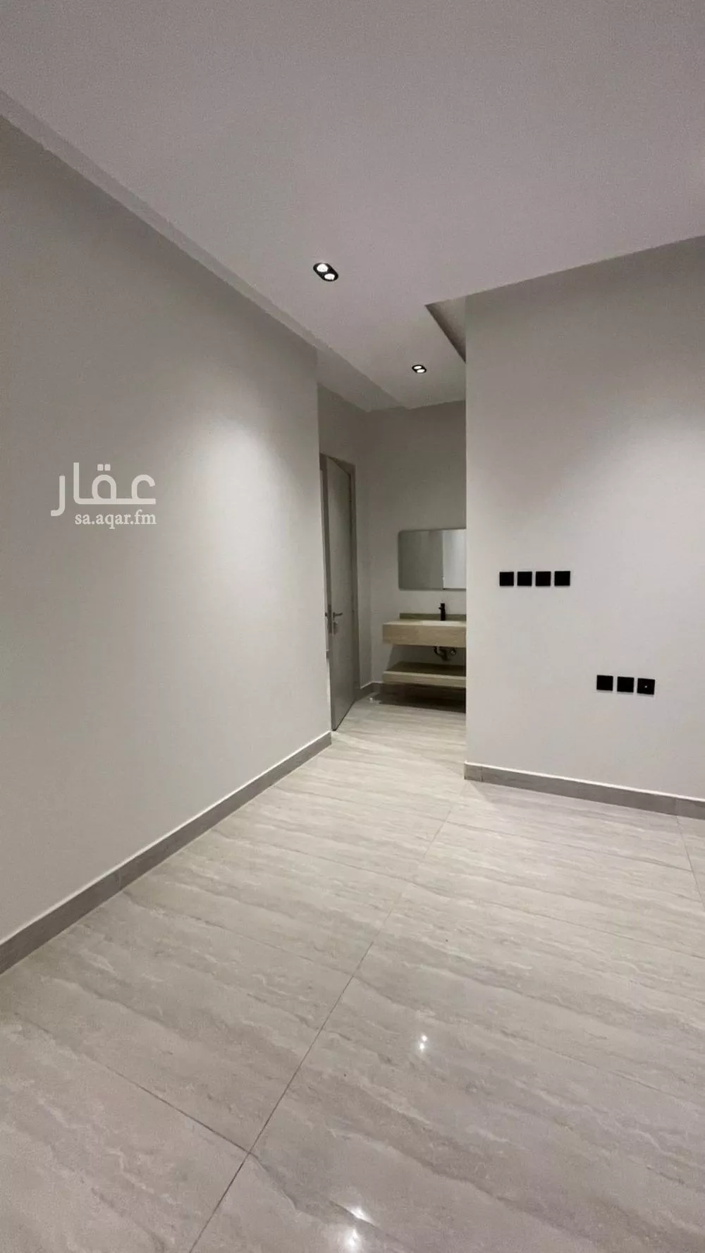 شقة 4 غرف في بدر 4