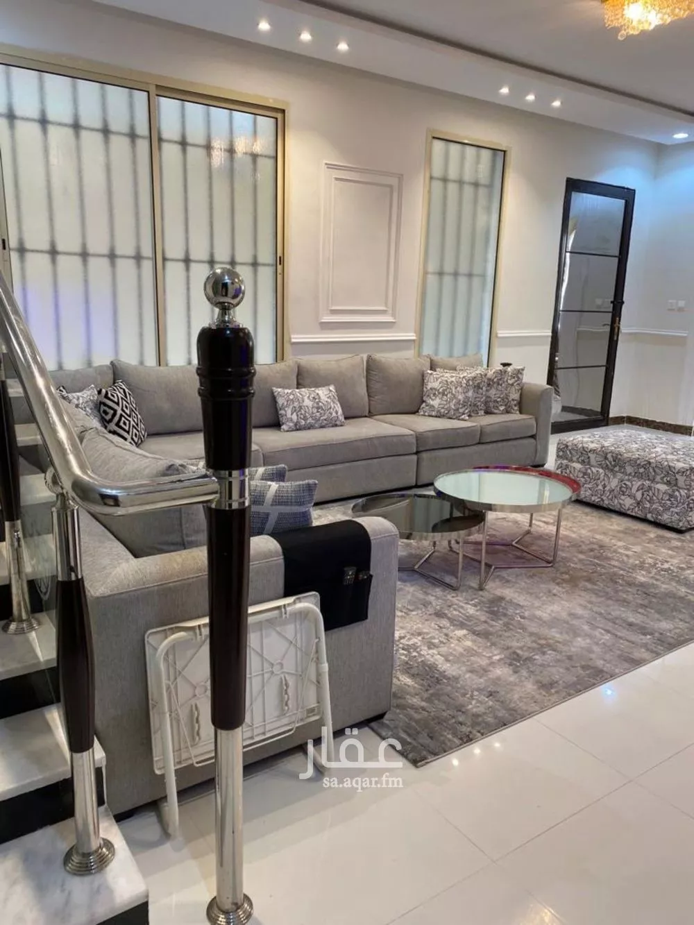 فيلا 10 غرف في الرمال 7