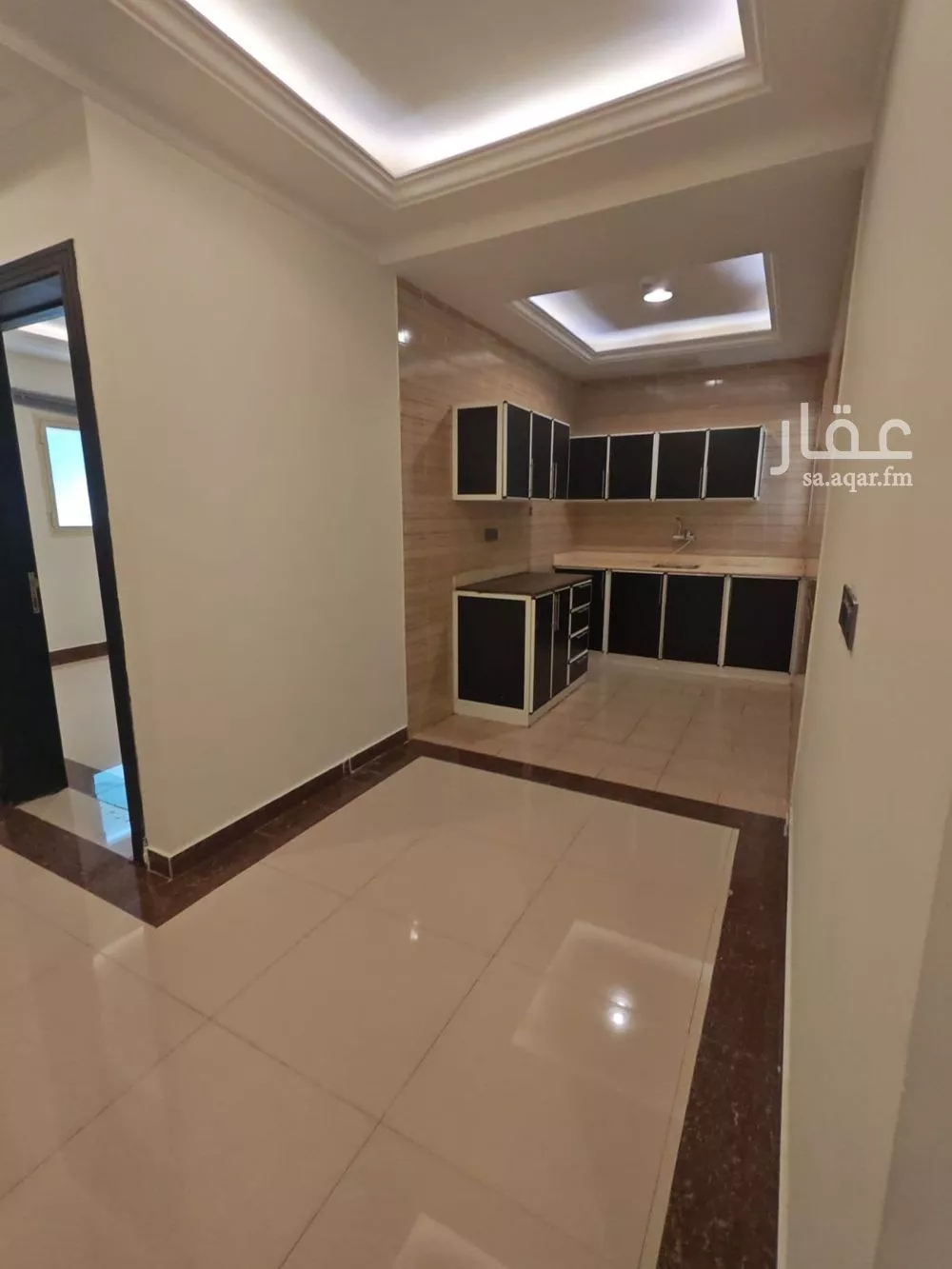 شقة 1 غرف في الملقا 6