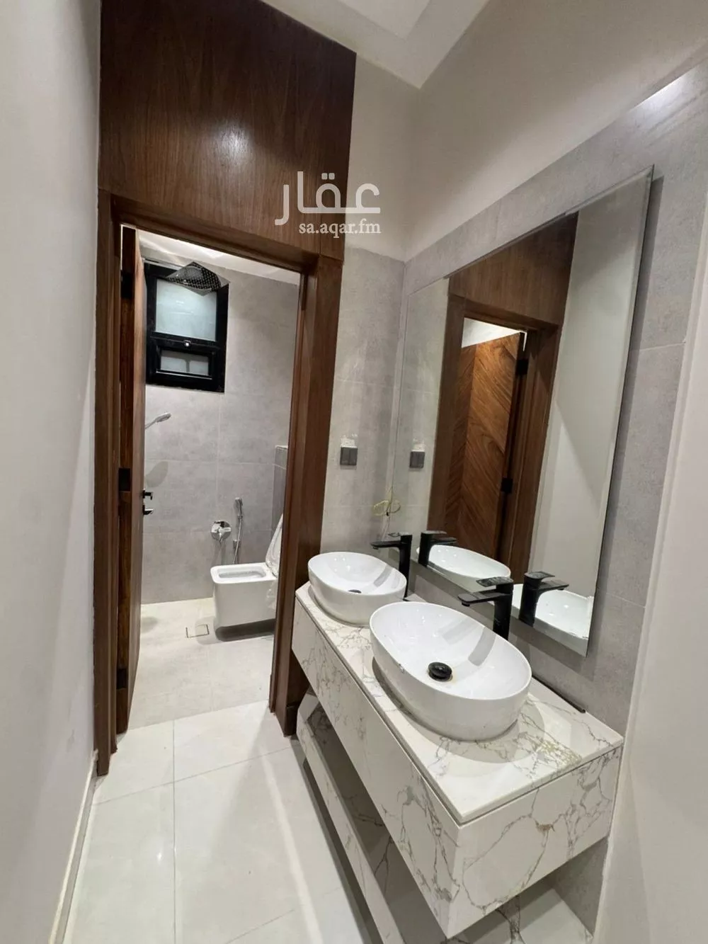 شقة 4 غرف في الجنادرية 7