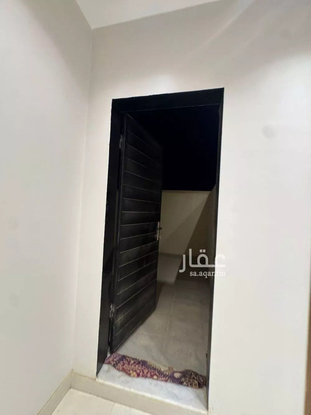 شقة 4 غرف في الجنادرية 9