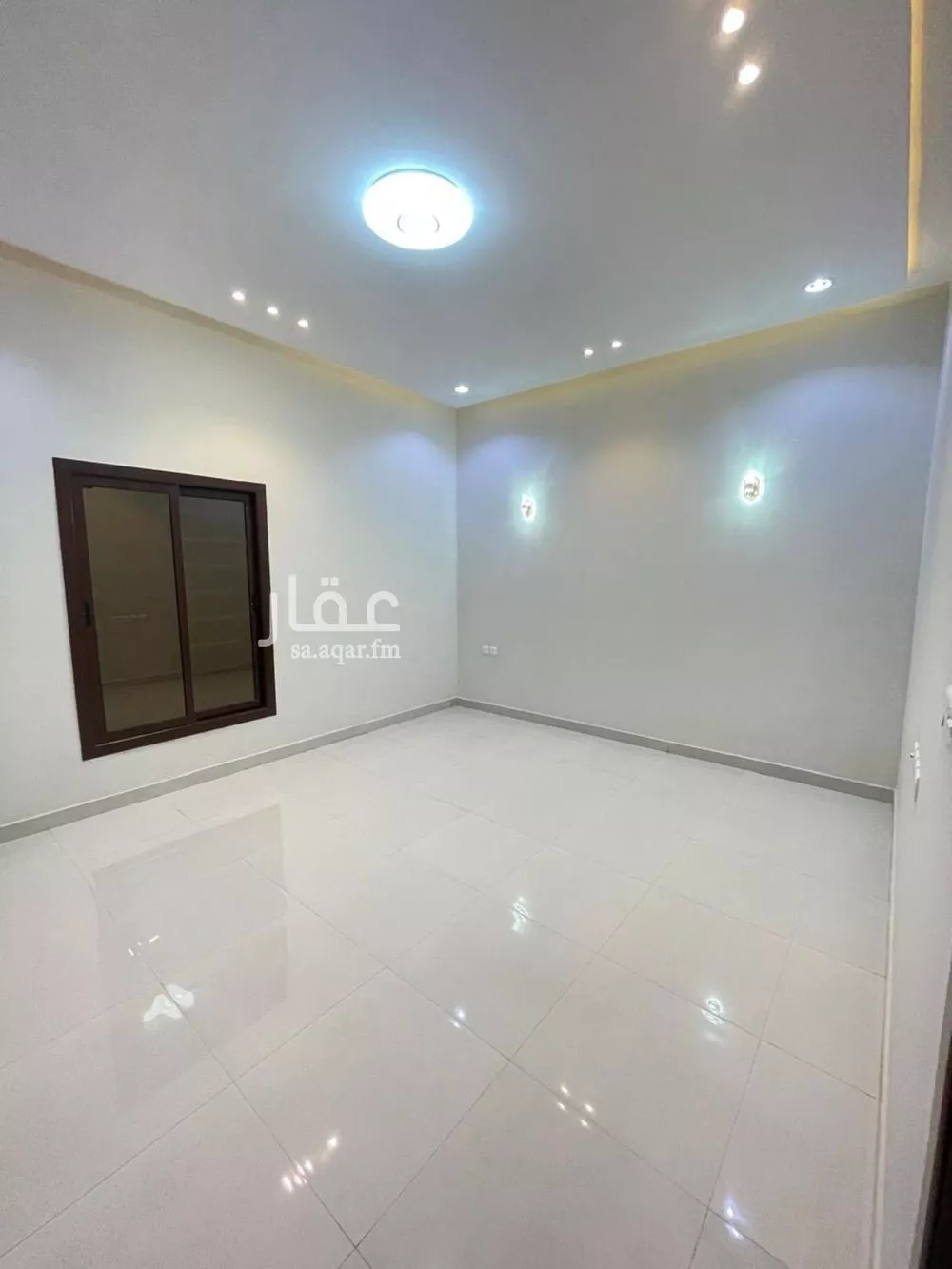 دور 3 غرف في الملقا 4