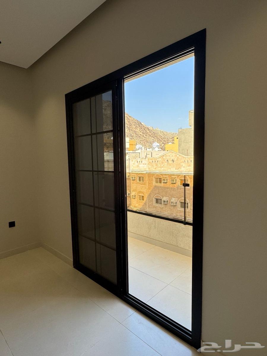 شقة 3 غرف في بطحاء قريش 13