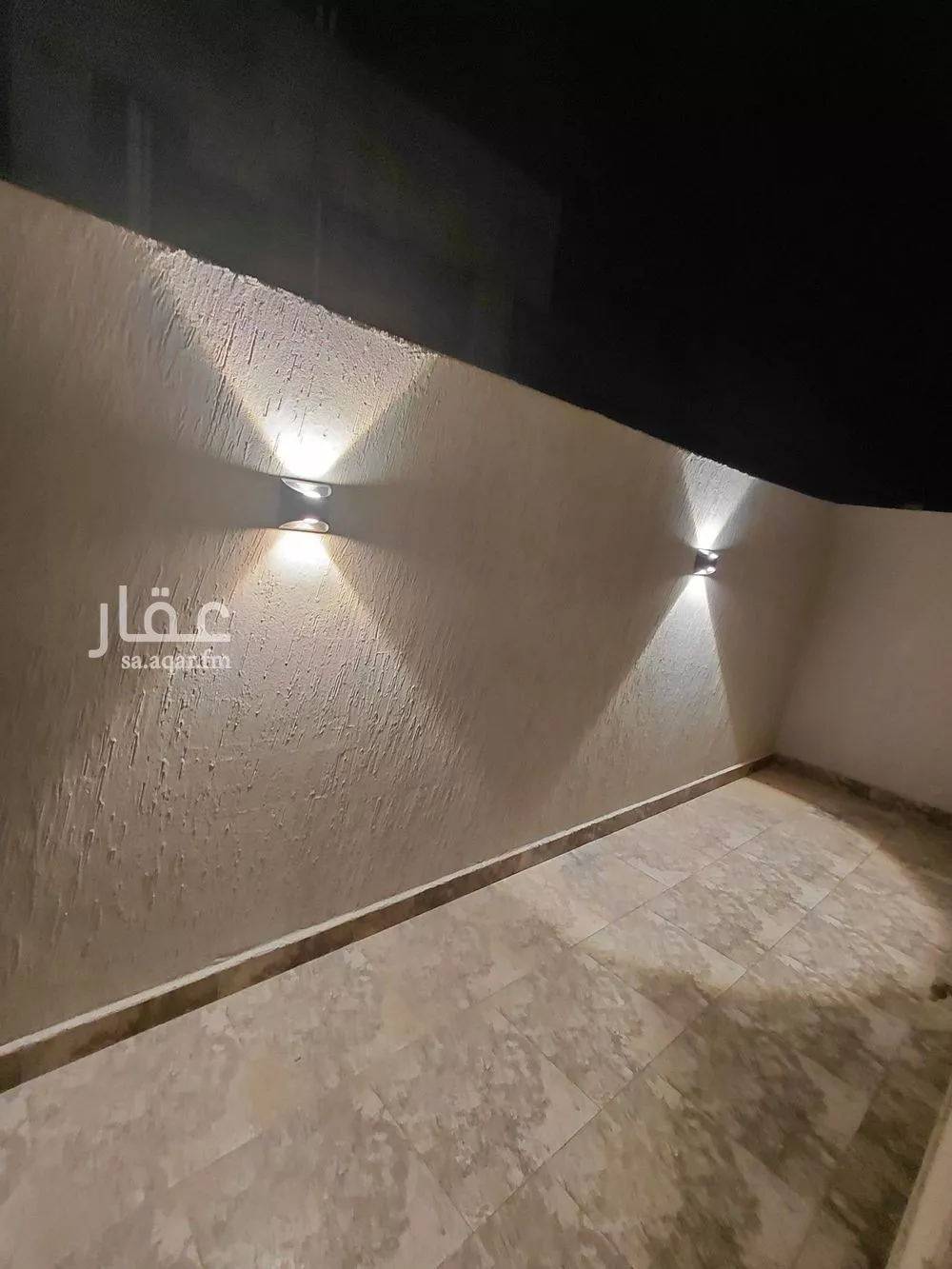 شقة 4 غرف في الشرق 13