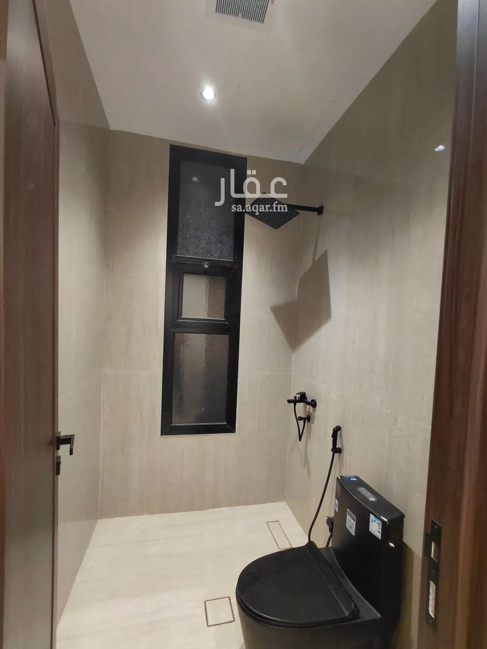 شقة 4 غرف في الشرق 14