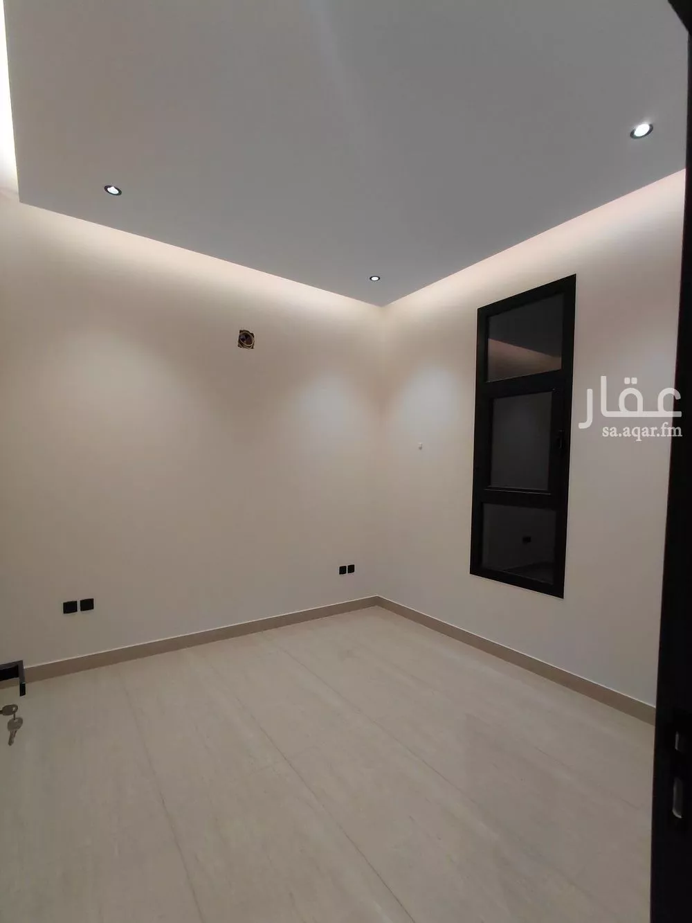 شقة 4 غرف في الشرق 25