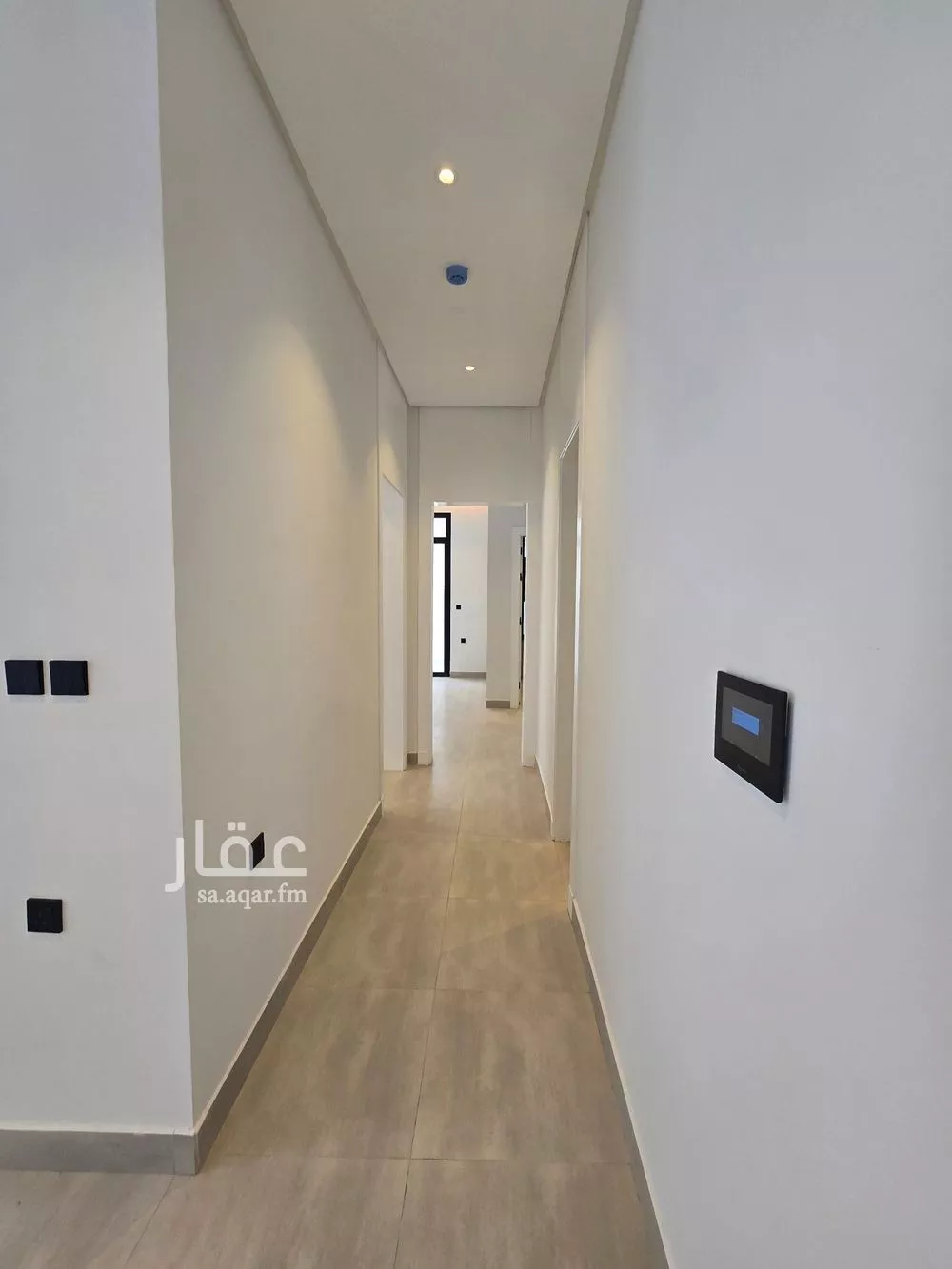 شقة 2 غرف في العقيق 16