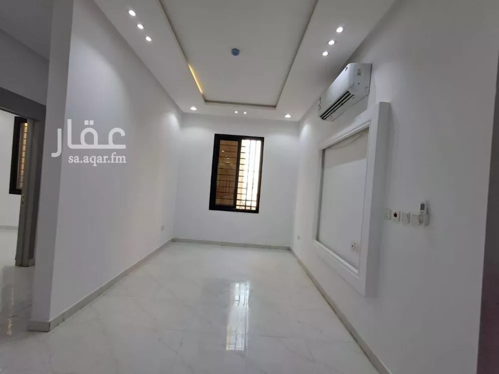 شقة 3 غرف في الرمال 17