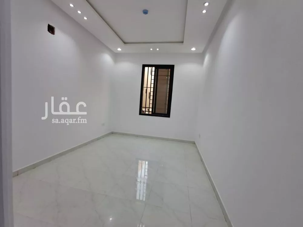 شقة 3 غرف في الرمال 6