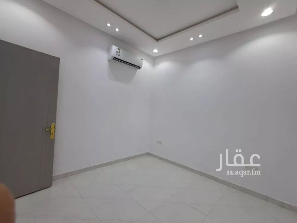 شقة 3 غرف في الرمال 9