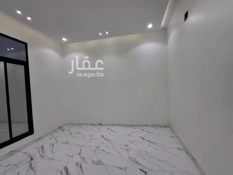 فيلا 5 غرف في العريجاء الغربية 13