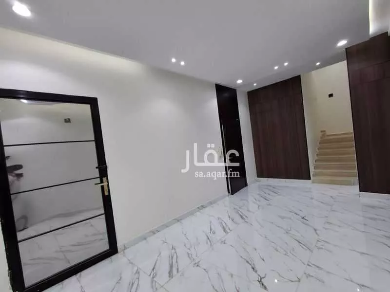 فيلا 5 غرف في العريجاء الغربية 23