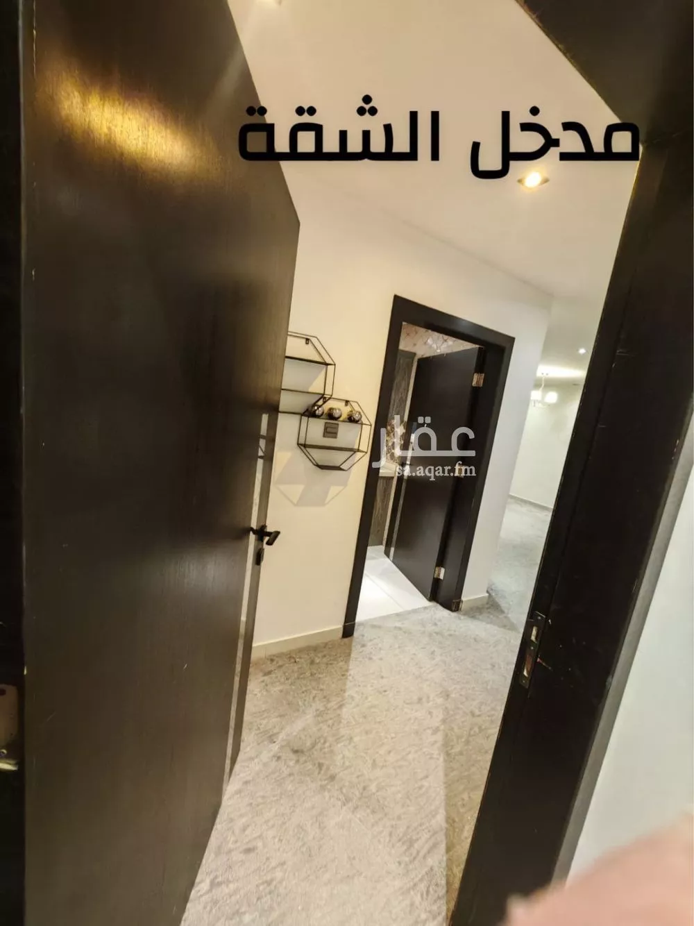 فيلا 4 غرف في العارض 2