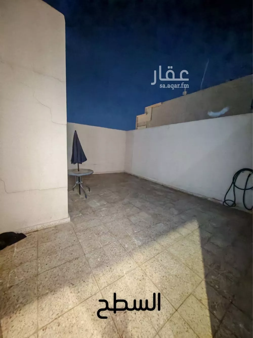 فيلا 4 غرف في العارض 17