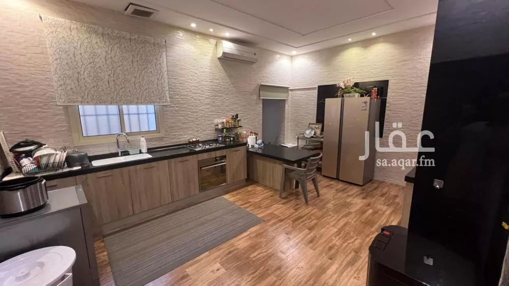 فيلا 6 غرف في العارض 5