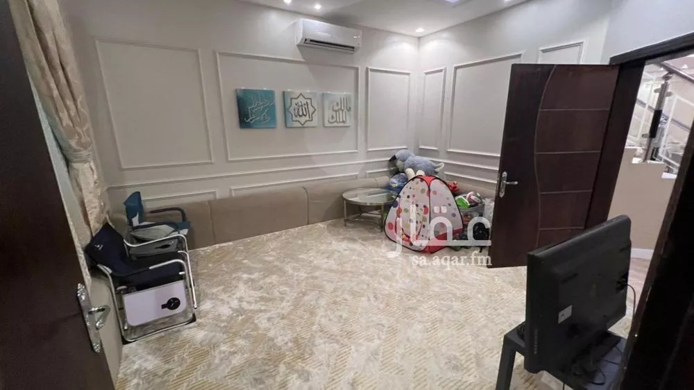 فيلا 6 غرف في العارض 6