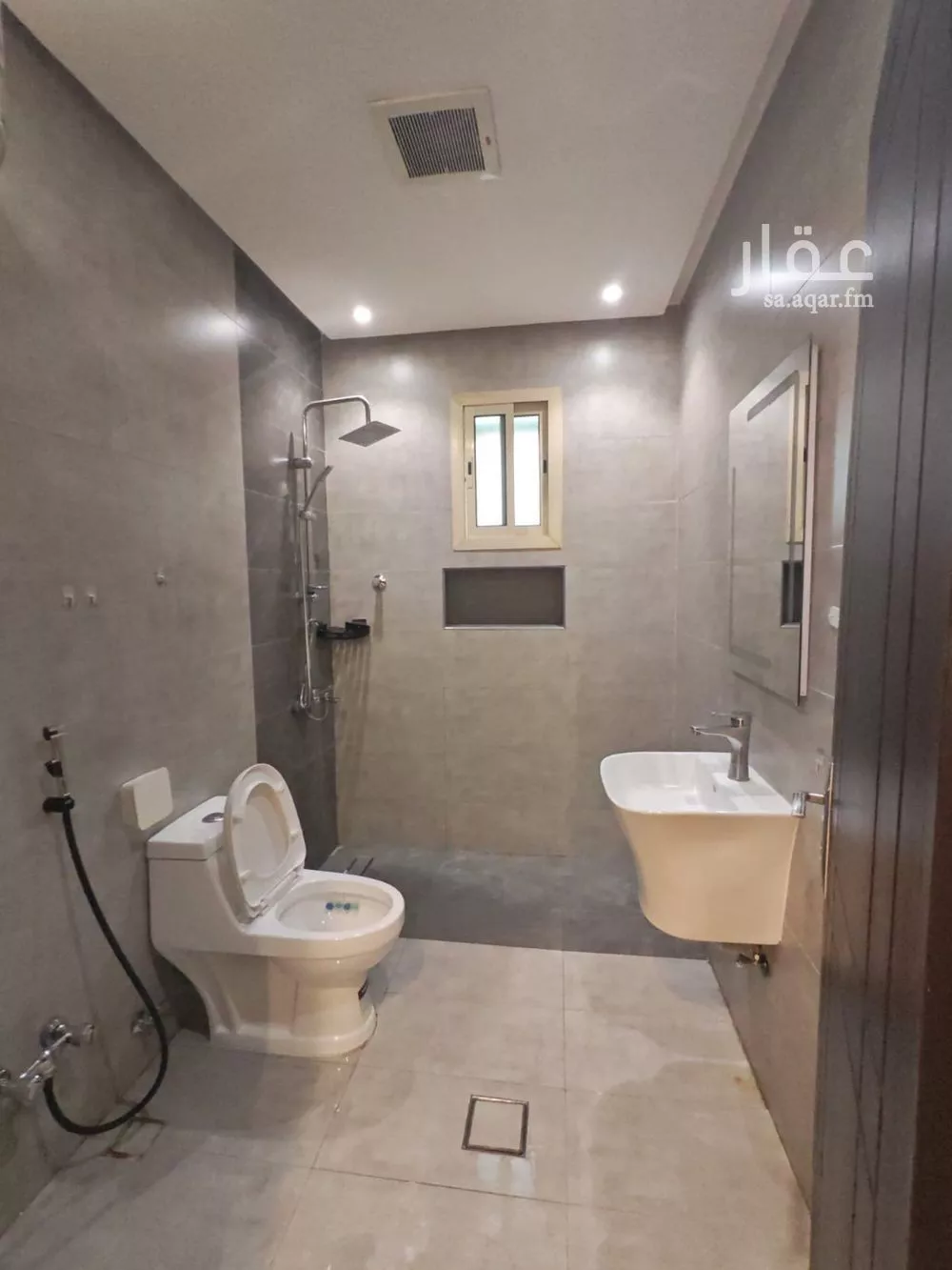 1 bedroom apartment in Al Aqiq 3