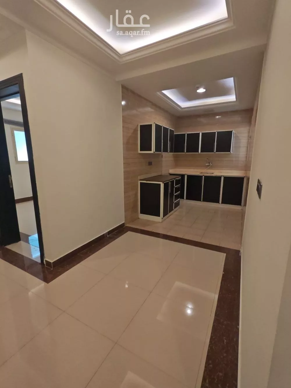 شقة 1 غرف في الملقا 6