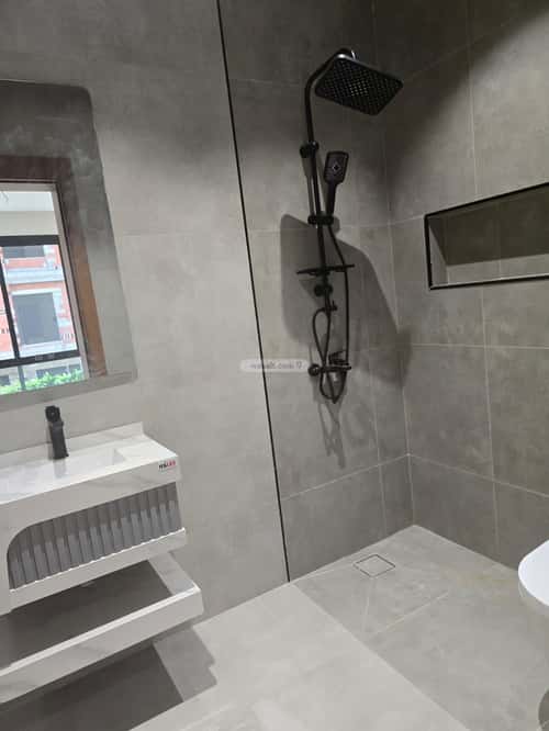 شقة 3 غرف في النعيم 12