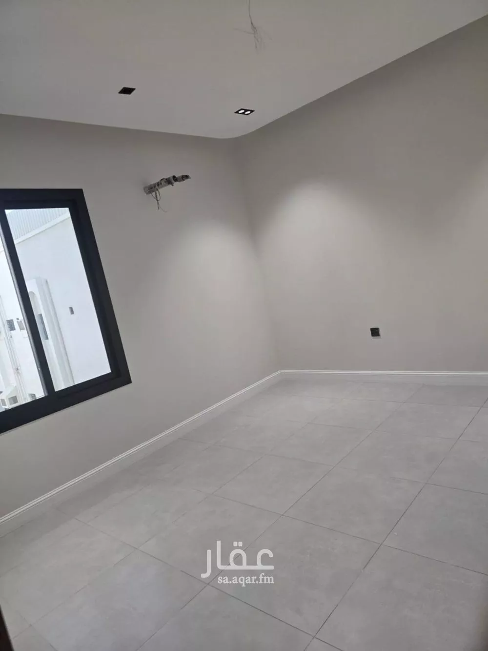 شقة 4 غرف في النعيم 6