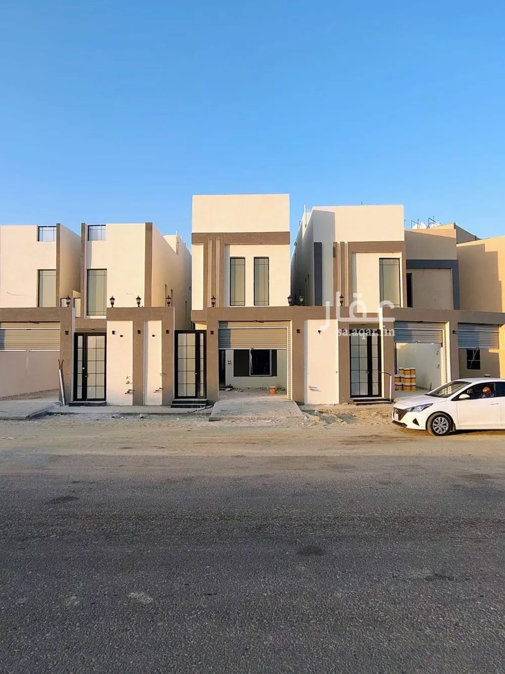 فيلا 8 غرف في الأمواج 2