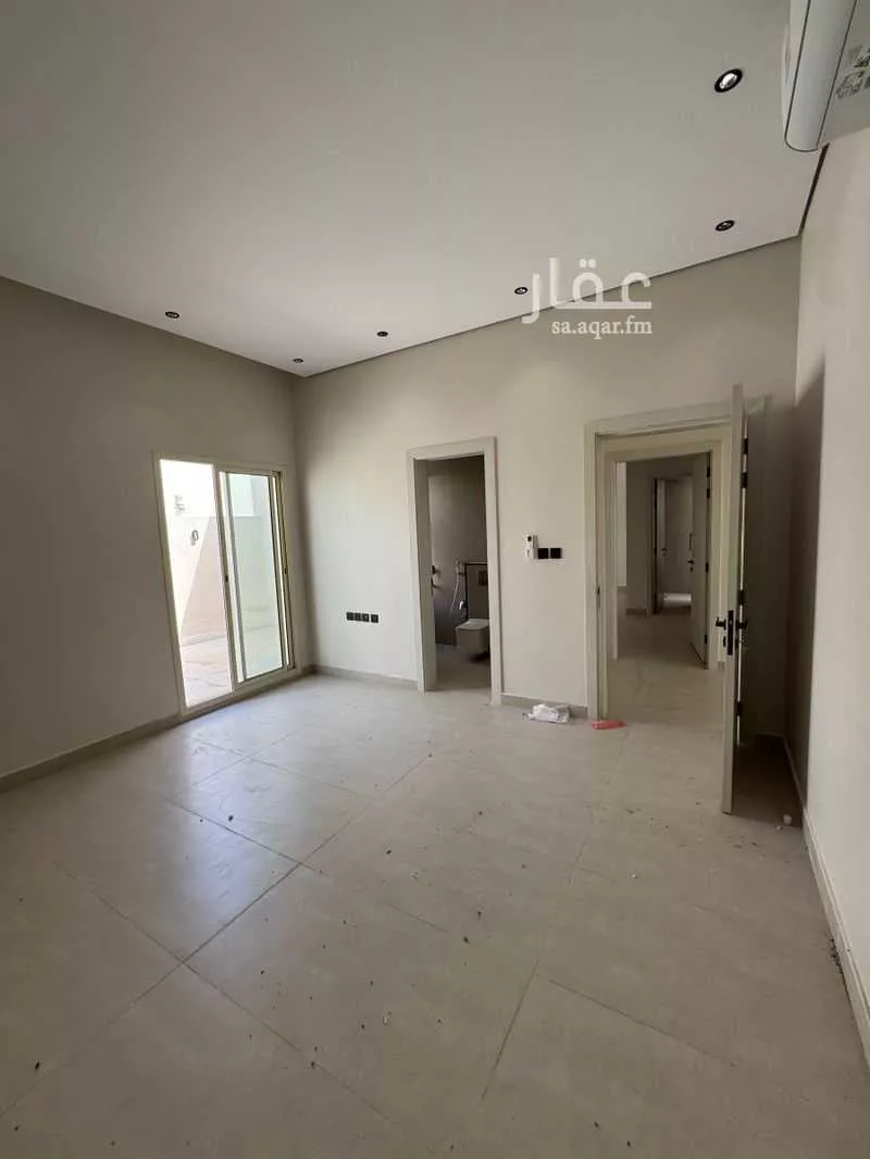 5 bedroom apartment in Al Khaleej 4