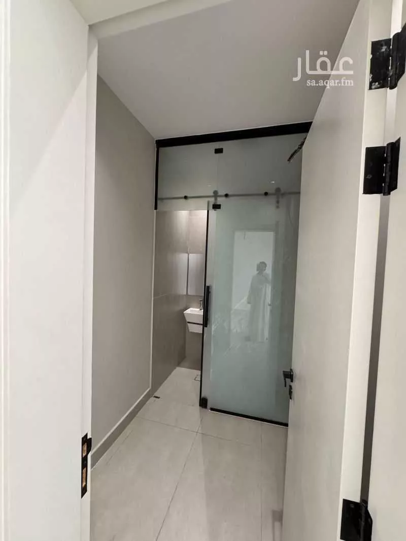 5 bedroom apartment in Al Khaleej 5