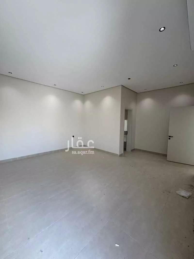5 bedroom apartment in Al Khaleej 6