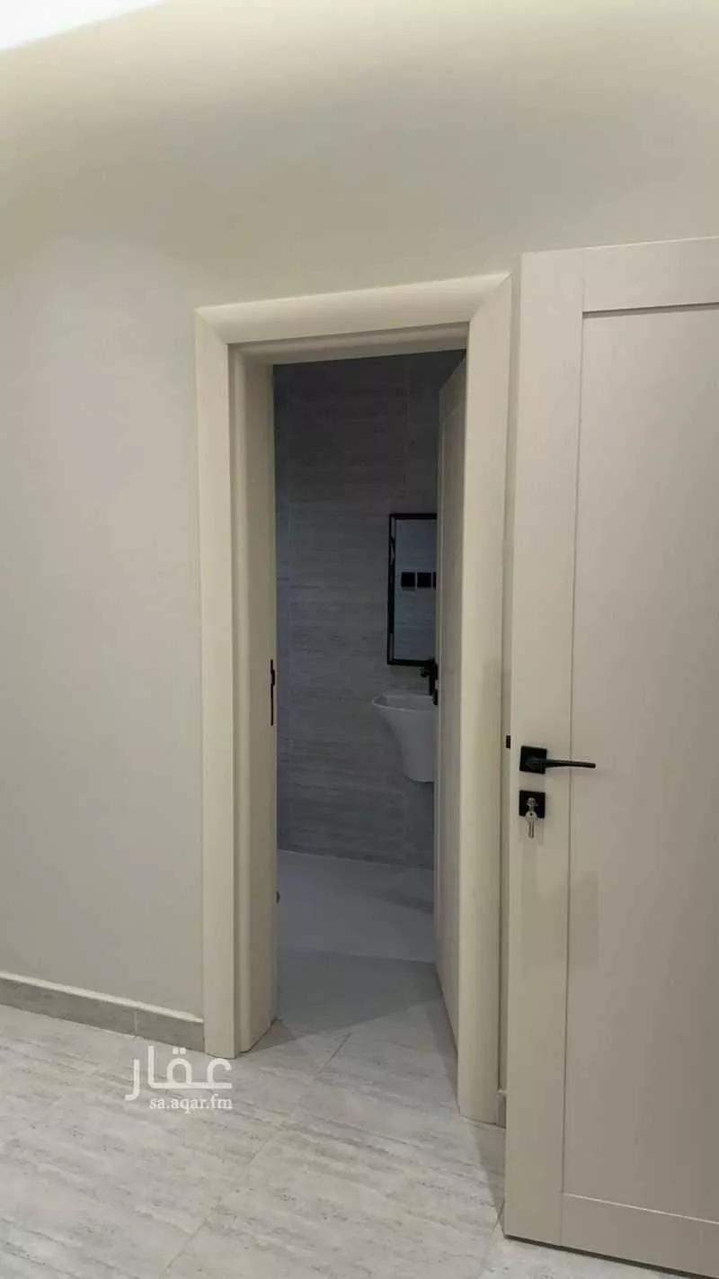 3 bedroom apartment in Qurtubah 10