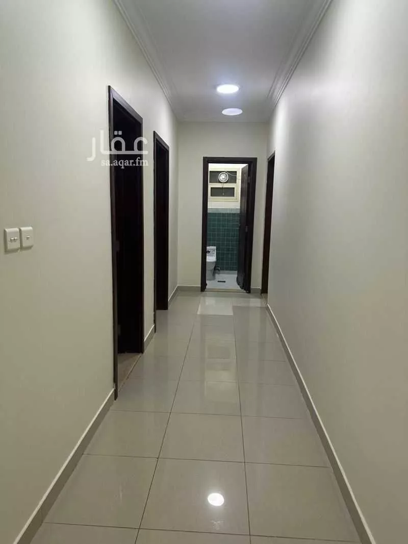 شقة 3 غرف في الوادي 8