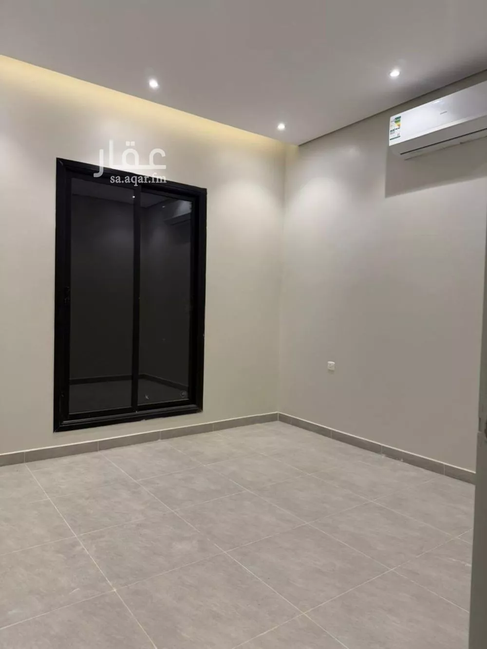 شقة 3 غرف في الرمال 3