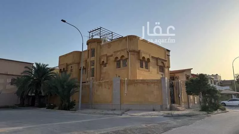 فيلا 7 غرف في الدانة الشمالية 3