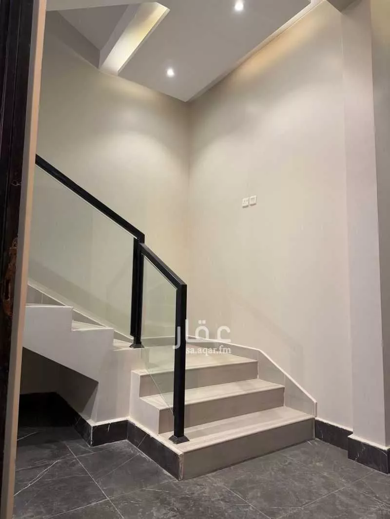 3 bedroom floor in Al Rimal 2